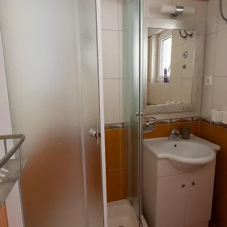Apartamento With Parking Space Jelsa, Hvar - 22211 *